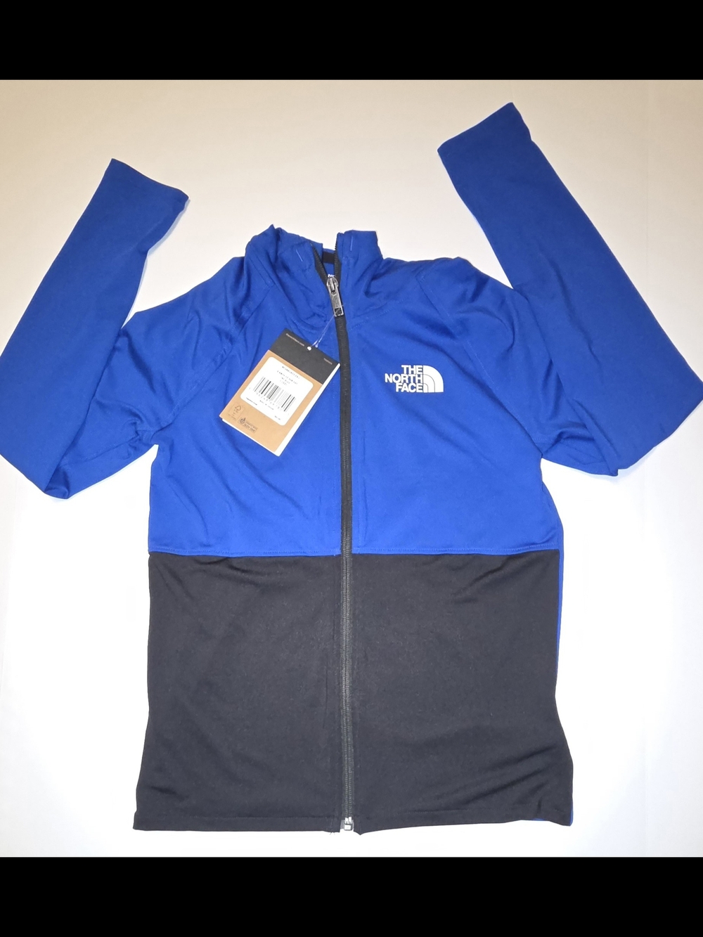 The North Face Kids Blue and Black Lightweight Zip Jacket - Picture 2 of 9